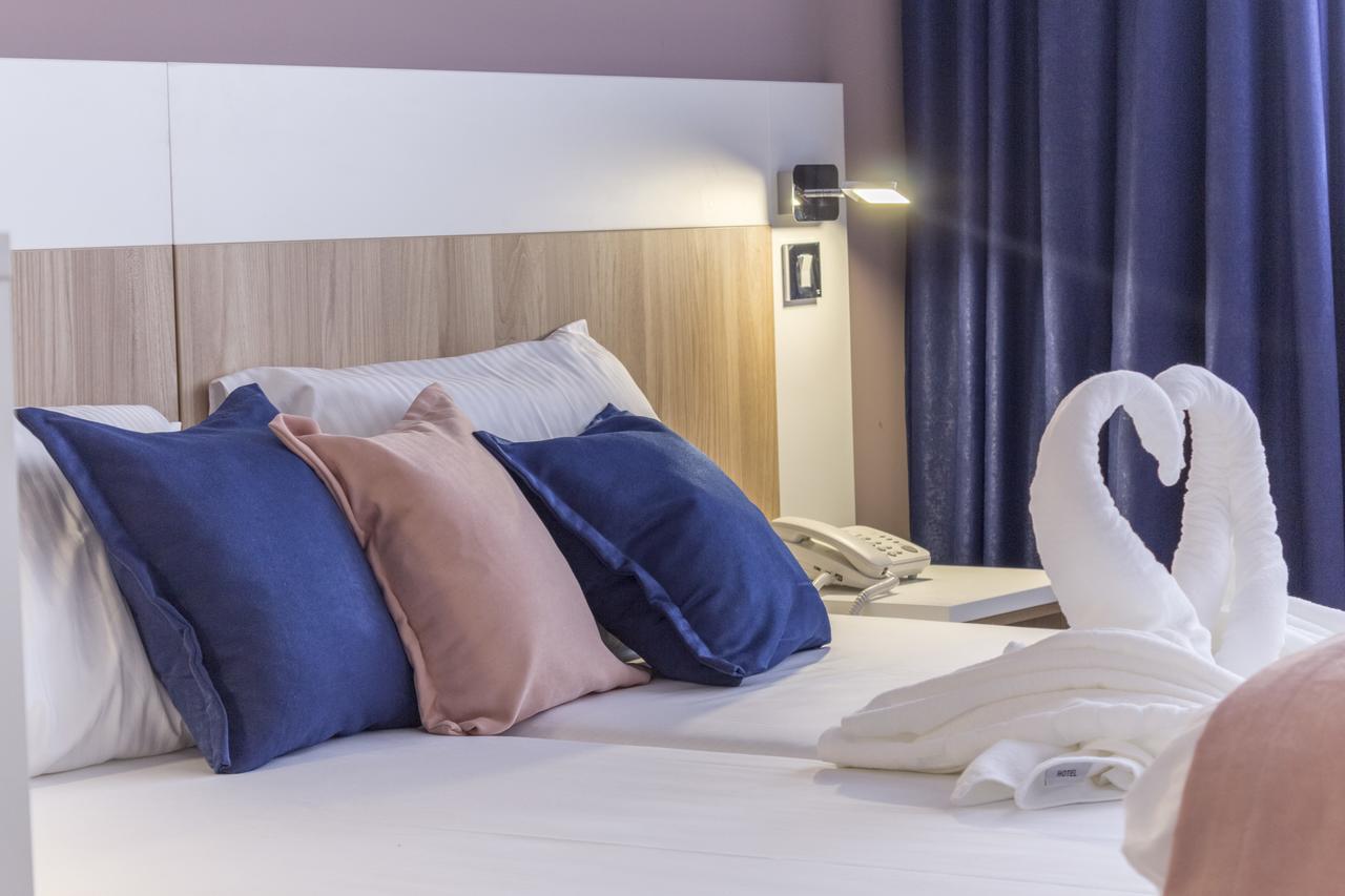 Airport Hotel Garni Belgrado Buitenkant foto